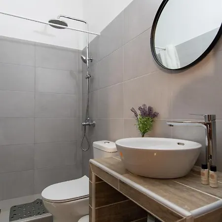 Alice House 2 * Amarynthos