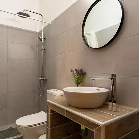 Alice House 2 Apartment Amarynthos